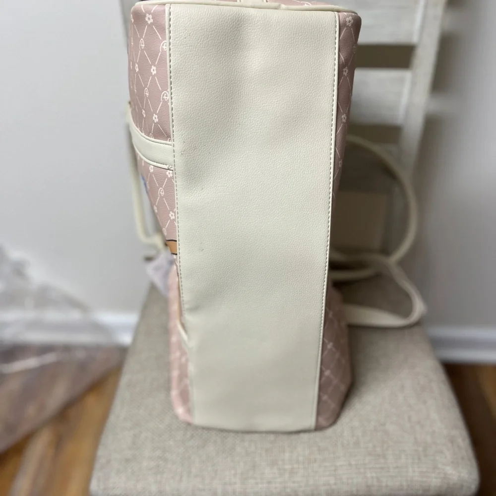 Disney Bambi NWT Travel Bag, Beige, great Diaper Bag, 18 x 12 x 8, soft! - Picture 11 of 14
